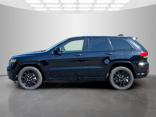 2022 Jeep Grand Cherokee WK Laredo