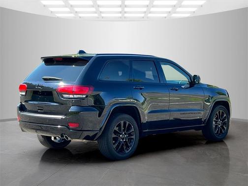 2022 Jeep Grand Cherokee WK Laredo