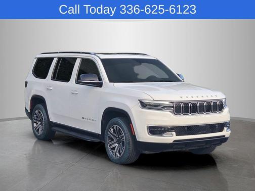 Bright White Clearcoat 2024 Jeep Wagoneer Base