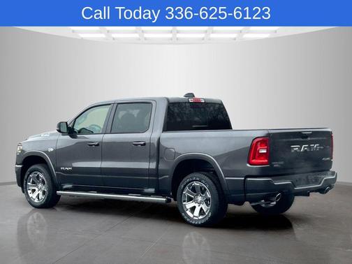 Granite Crystal Clearcoat Metallic 2026 RAM 1500 Big Horn/Lone Star
