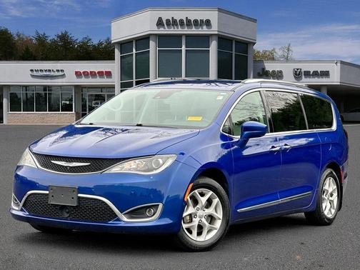 2019 Chrysler Pacifica Touring-L