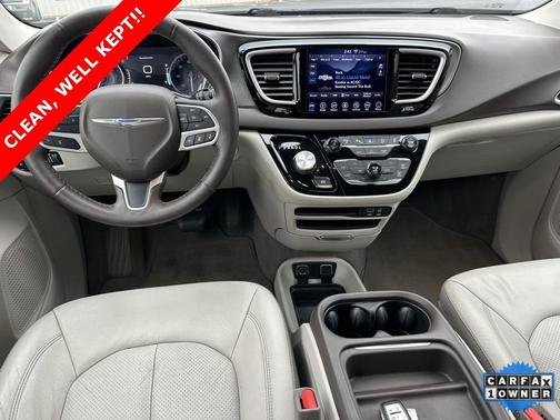 2019 Chrysler Pacifica Touring-L