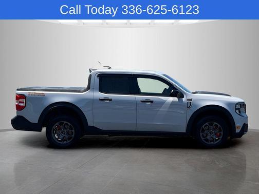 White Metallic 2025 Ford Maverick XLT