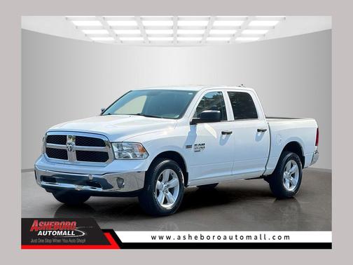 Bright White Clearcoat 2024 RAM 1500 Classic Tradesman