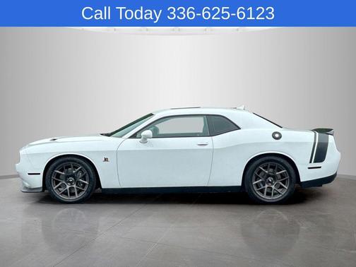 Bright White Clearcoat 2016 Dodge Challenger R/T Scat Pack