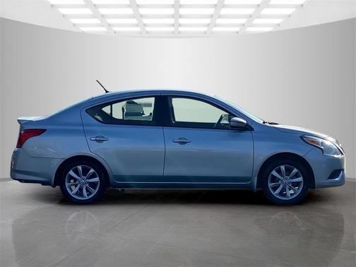 2017 Nissan Versa 1.6 SL