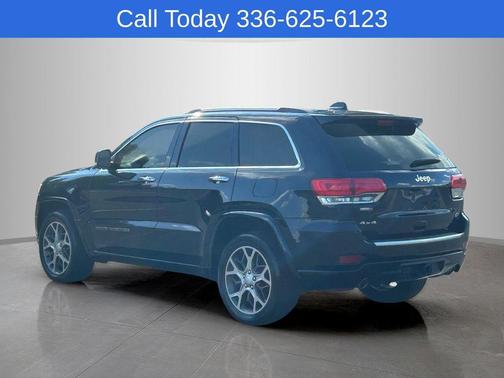 Diamond Black 2020 Jeep Grand Cherokee Overland