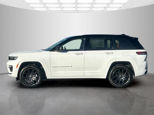 2025 Jeep Grand Cherokee Summit