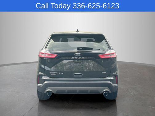 Green Metallic 2023 Ford Edge Titanium