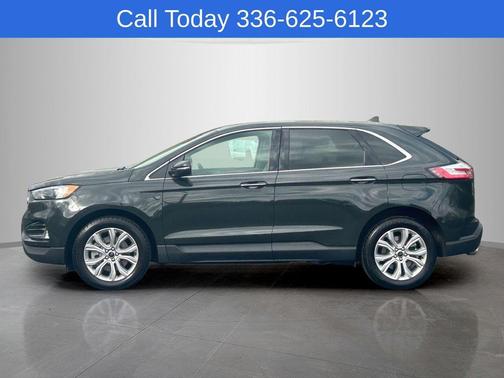 Green Metallic 2023 Ford Edge Titanium