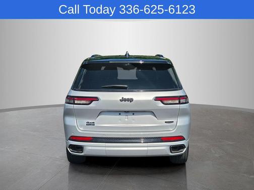 Silver Zynith 2023 Jeep Grand Cherokee L Summit
