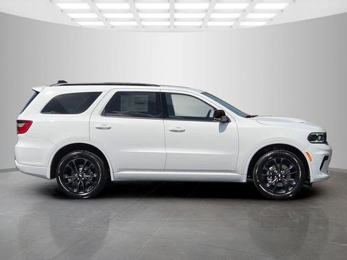 White Knuckle Clearcoat 2026 Dodge Durango GT