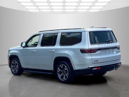 2023 Jeep Wagoneer Series III