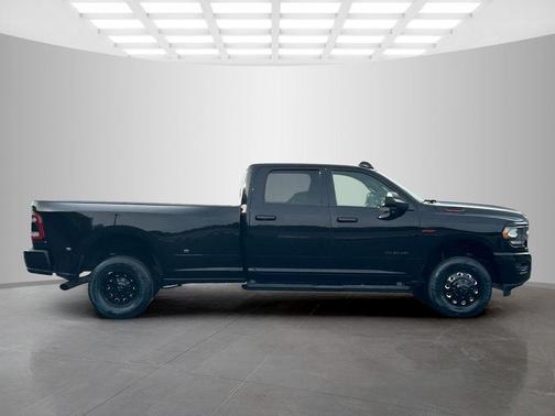 Diamond Black 2021 RAM 3500 Big Horn