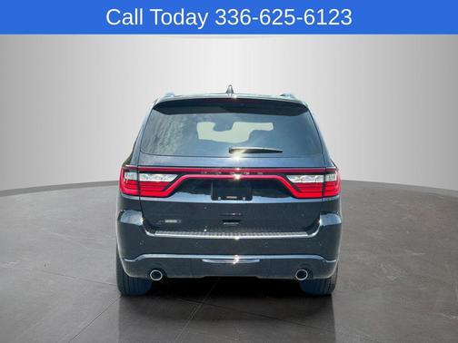 DB Black Crystal Clearcoat 2026 Dodge Durango GT Plus HEMI V8