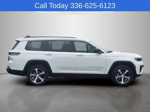 Bright White Clearcoat 2026 Jeep Grand Cherokee L Limited