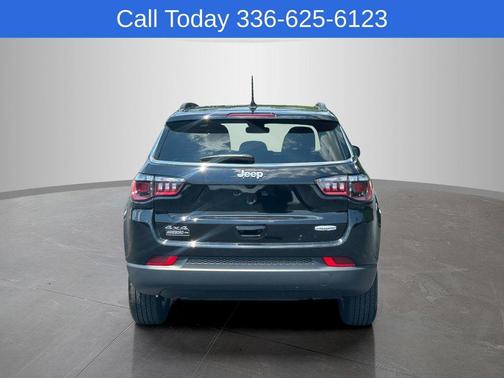 Diamond Black 2026 Jeep Compass Latitude