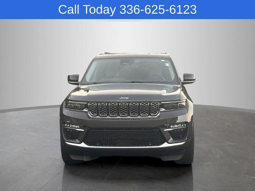 Metallic 2022 Jeep Grand Cherokee 4xe Summit