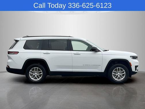 Bright White Clearcoat 2026 Jeep Grand Cherokee L Laredo