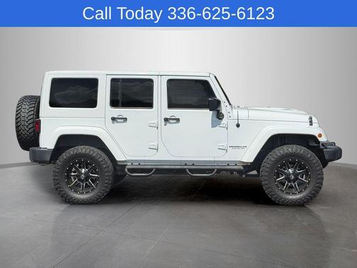 Bright White Clearcoat 2017 Jeep Wrangler Unlimited Rubicon
