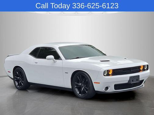 White Knuckle Clearcoat 2018 Dodge Challenger R/T