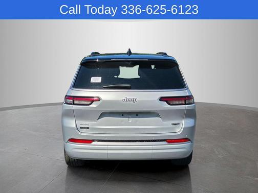 Silver Zynith 2026 Jeep Grand Cherokee L Summit