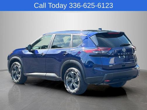Deep Ocean Blue 2024 Nissan Rogue SV