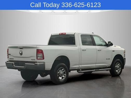 Bright White Clearcoat 2022 RAM 2500 Big Horn