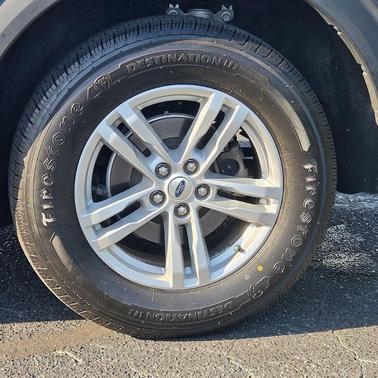 Black Metallic 2022 Ford Explorer XLT