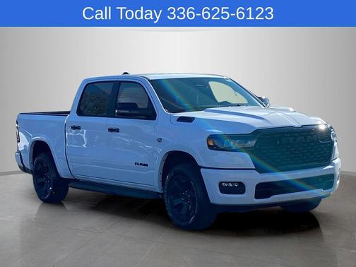 Bright White Clearcoat 2026 RAM 1500 Big Horn/Lone Star