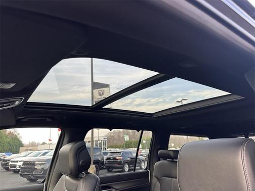 2025 Jeep Wagoneer Series II