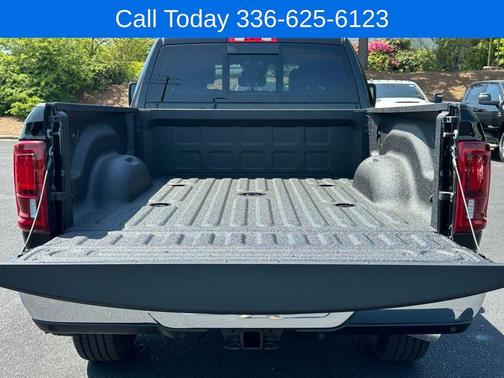 Diamond Black 2025 RAM 2500 Big Horn