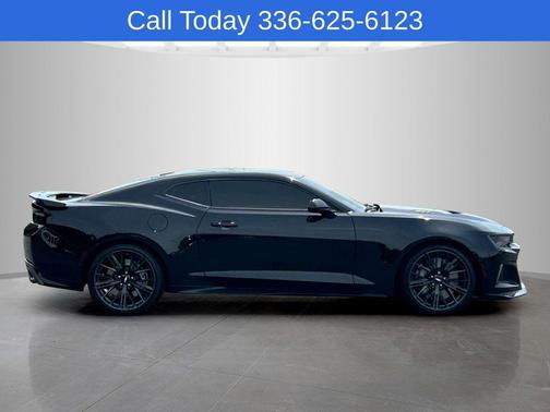 Black 2018 Chevrolet Camaro ZL1