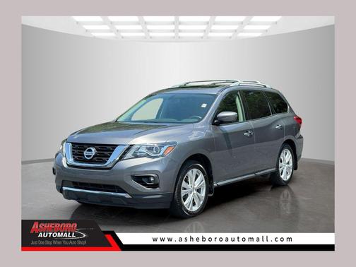 Gun Metallic 2018 Nissan Pathfinder SL