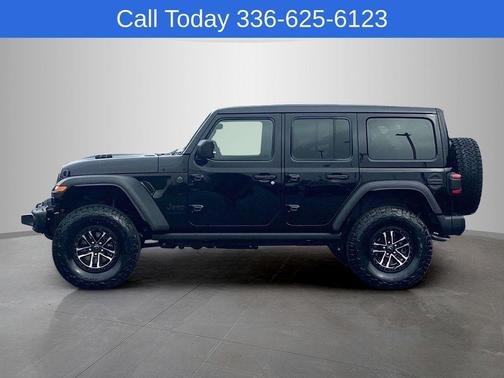 Black Clearcoat 2026 Jeep Wrangler Moab 392