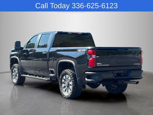 Black 2024 Chevrolet Silverado 2500 Custom