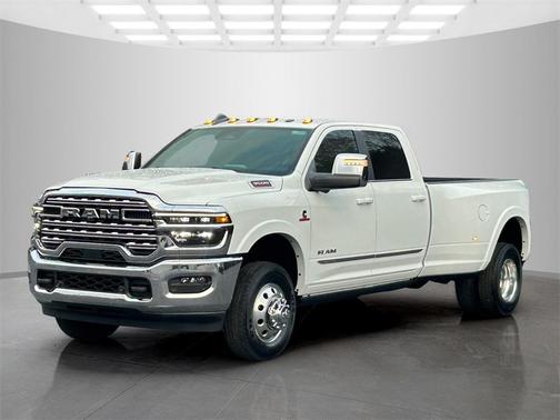 2026 RAM 3500 Limited