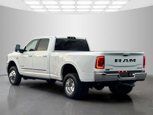 2026 RAM 3500 Limited