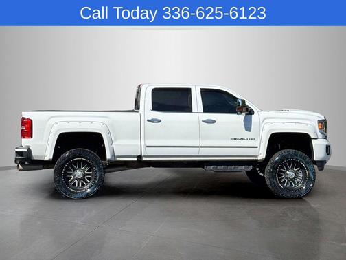Summit White 2017 GMC Sierra 2500 Denali