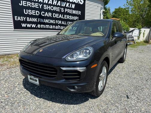 Moonlight Blue Metallic 2016 Porsche Cayenne Cayenne