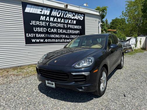 Moonlight Blue Metallic 2016 Porsche Cayenne Cayenne