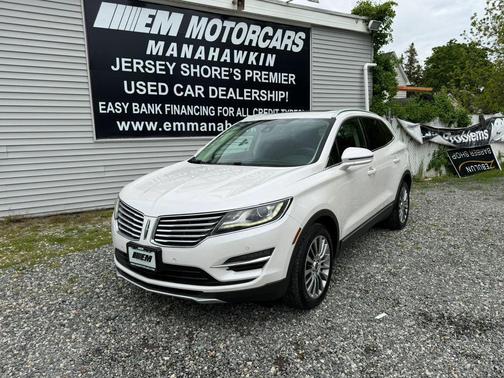 White Platinum Metallic Tri-Coat 2015 Lincoln MKC Base