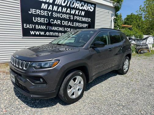 Granite Crystal Metallic Clearcoat 2022 Jeep Compass Latitude
