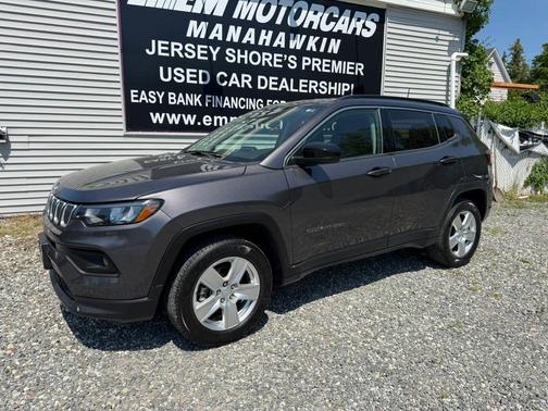 Granite Crystal Metallic Clearcoat 2022 Jeep Compass Latitude