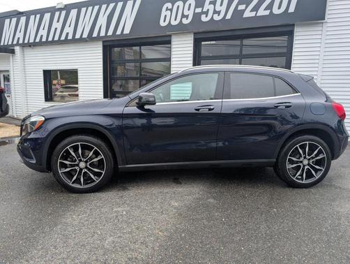 Blue 2017 Mercedes-Benz GLA 250 4MATIC