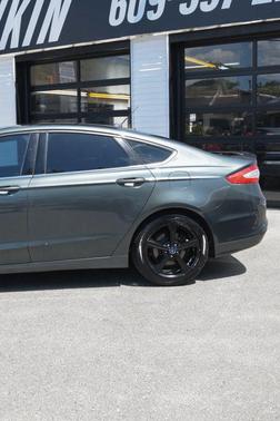 Gray 2016 Ford Fusion SE