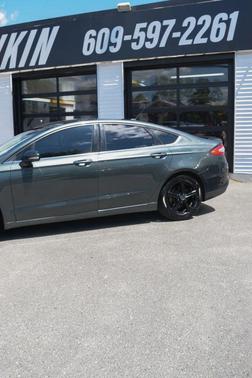 Gray 2016 Ford Fusion SE