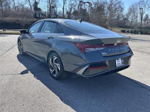 2026 Hyundai ELANTRA HEV Limited