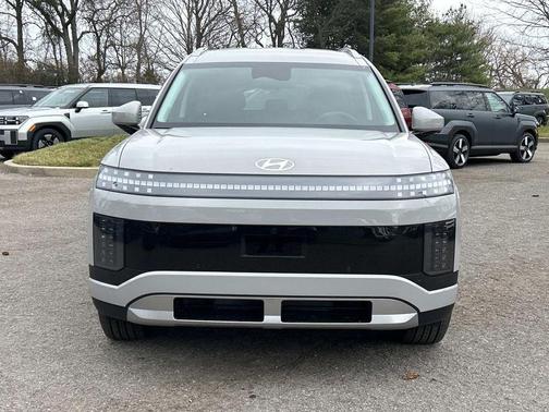 Cyber Gray 2026 Hyundai IONIQ 9 SE