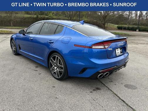 2022 Kia Stinger GT1